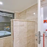 4 Bedroom 빌라 *
