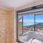 4 Bedroom *