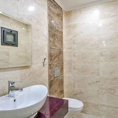 4 Bedroom 9109 Villa