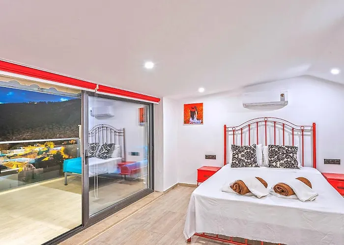 4 Bedroom Willa Kalkan