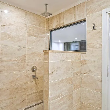 别墅 4 Bedroom